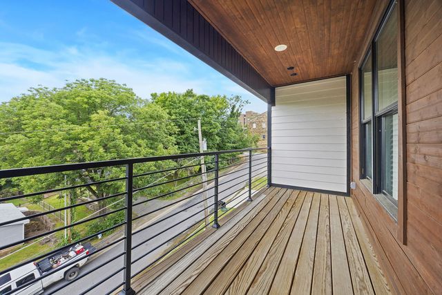 122 E Mountain Street, Fayetteville, AR 72701