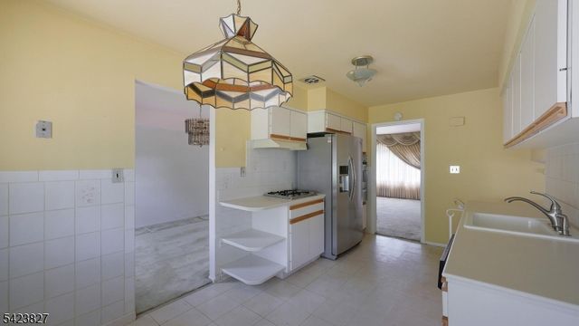 2294 Saint Georges Ave, Rahway City, NJ 07065