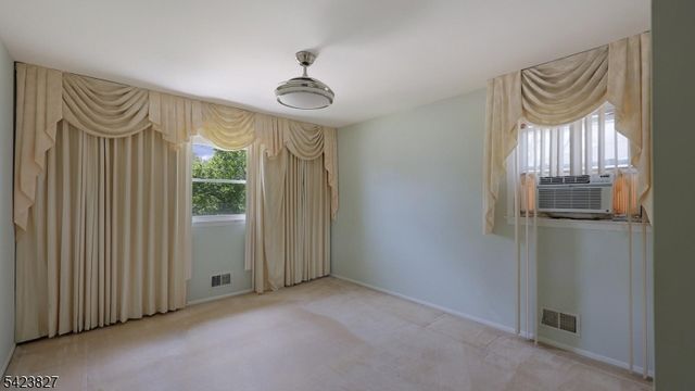 2294 Saint Georges Ave, Rahway City, NJ 07065