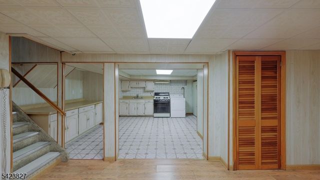 2294 Saint Georges Ave, Rahway City, NJ 07065