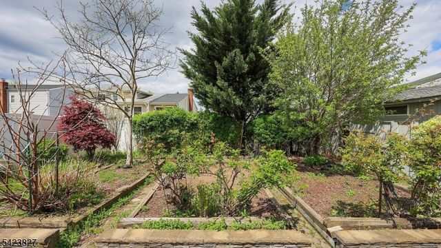 2294 Saint Georges Ave, Rahway City, NJ 07065