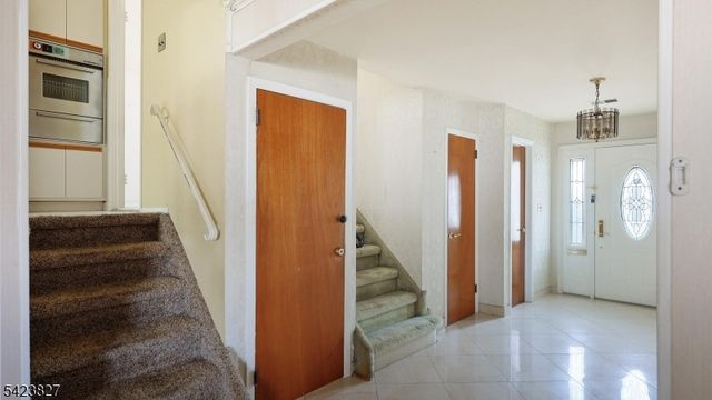 2294 Saint Georges Ave, Rahway City, NJ 07065