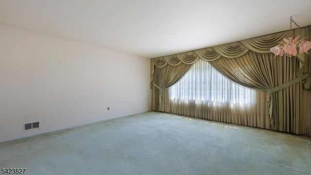 2294 Saint Georges Ave, Rahway City, NJ 07065