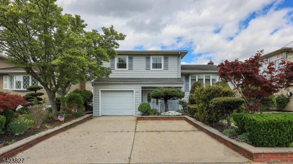 2294 Saint Georges Ave, Rahway City, NJ 07065