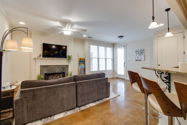 3564 WALNUT GROVE RD, Memphis, TN 38111