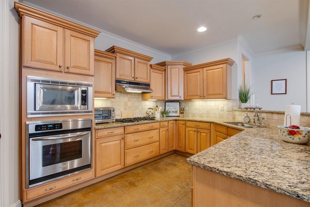 3564 WALNUT GROVE RD, Memphis, TN 38111