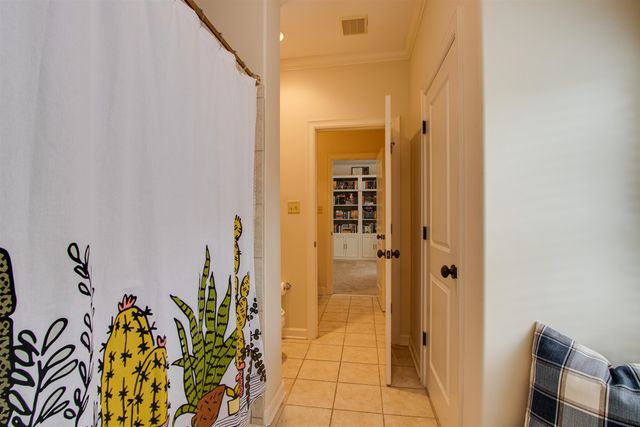 3564 WALNUT GROVE RD, Memphis, TN 38111