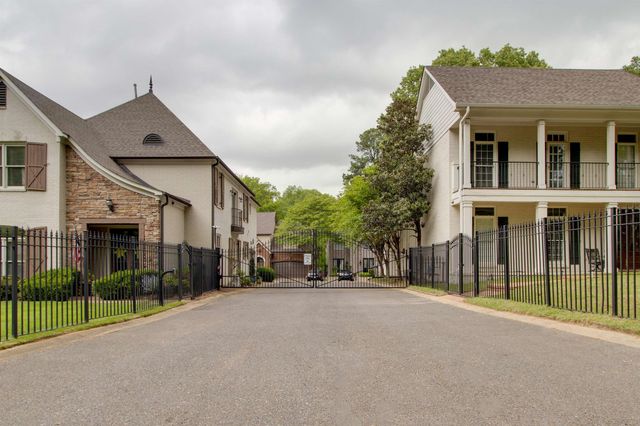 3564 WALNUT GROVE RD, Memphis, TN 38111