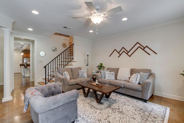 3564 WALNUT GROVE RD, Memphis, TN 38111