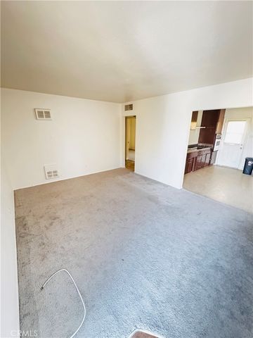 6212 Abronia, 29 Palms, CA 92277