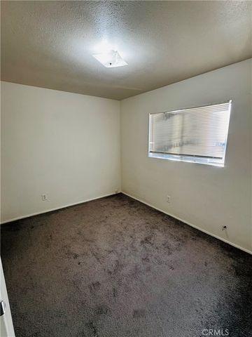 6212 Abronia, 29 Palms, CA 92277