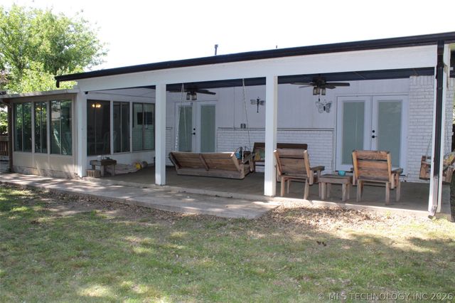 10976 E 36th Place, Tulsa, OK 74146