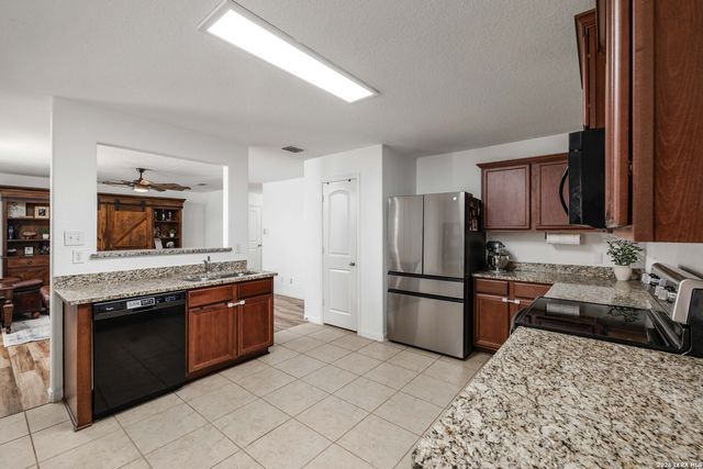 4610 Media Meadows, San Antonio, TX 78222