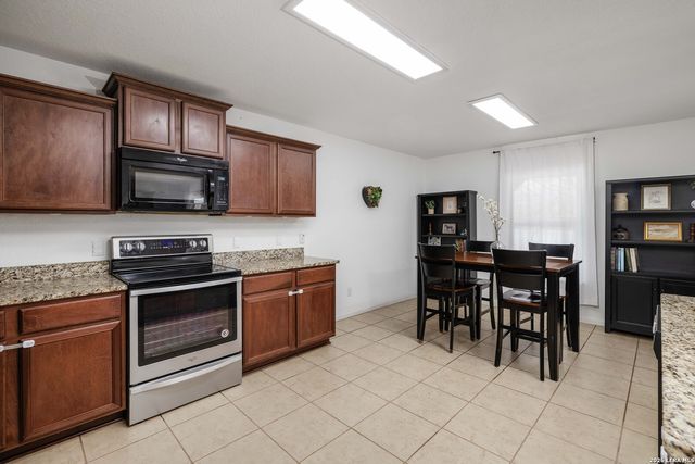 4610 Media Meadows, San Antonio, TX 78222