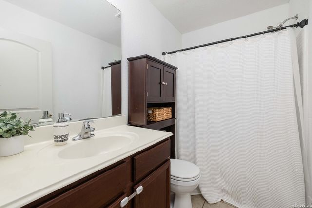 4610 Media Meadows, San Antonio, TX 78222