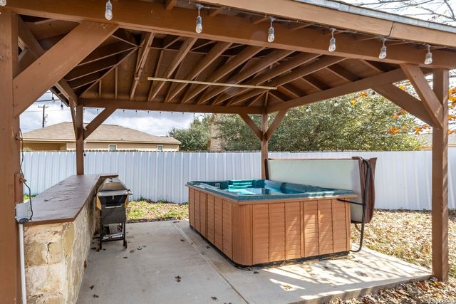 4610 Media Meadows, San Antonio, TX 78222