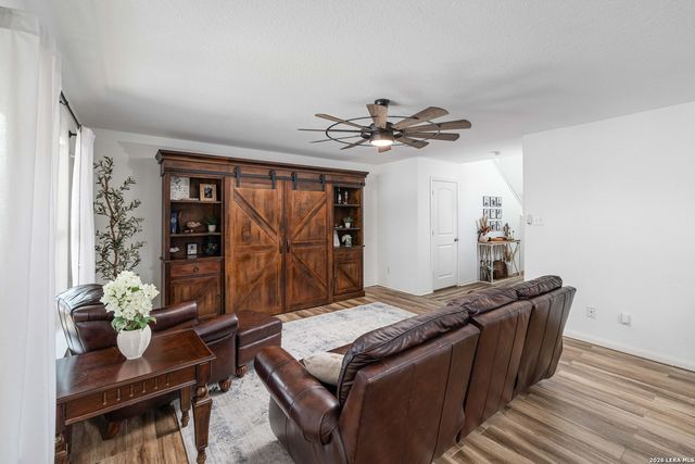 4610 Media Meadows, San Antonio, TX 78222