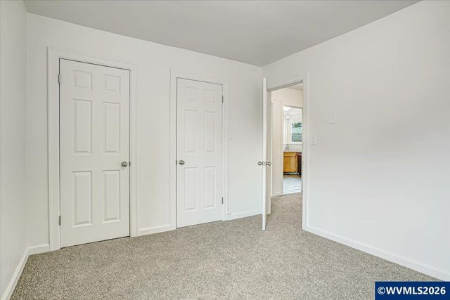 420 E Santiam St, Stayton, OR 97383