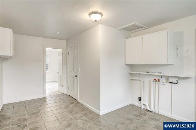 420 E Santiam St, Stayton, OR 97383