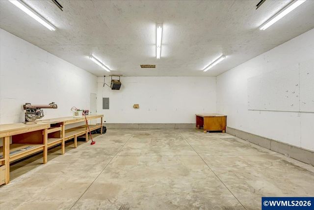 420 E Santiam St, Stayton, OR 97383