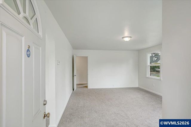 420 E Santiam St, Stayton, OR 97383