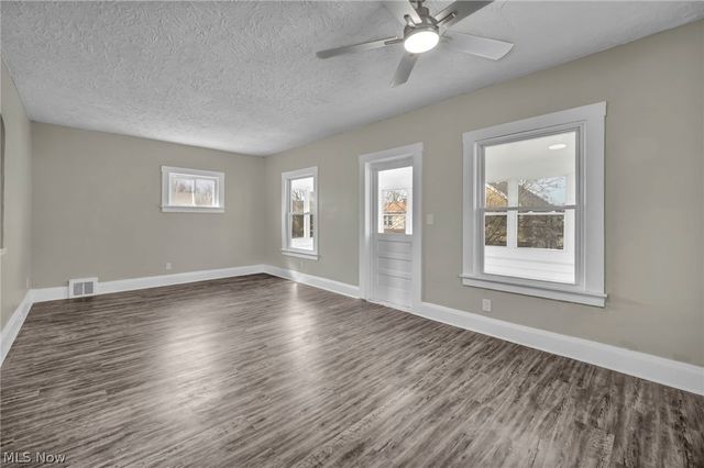 701 E 157th Street, Cleveland, OH 44110