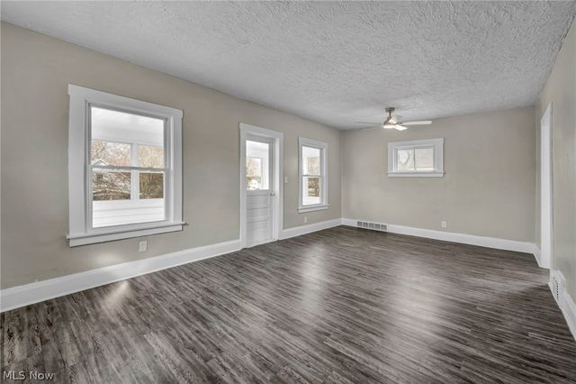 701 E 157th Street, Cleveland, OH 44110