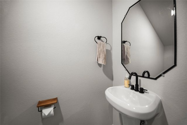 3225 Hampton Drive, Richland Hills, TX 76118