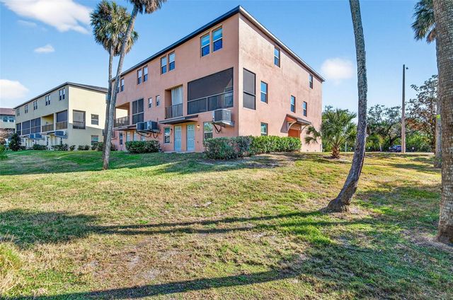 4620 WILLET COOPER COURT, Tampa, FL 33619