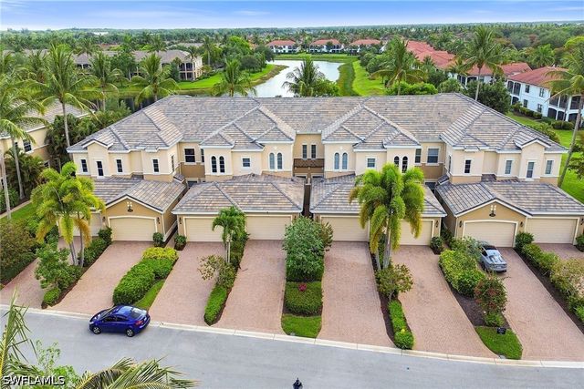 3141 Aviamar CIR 103, Naples, FL 34114