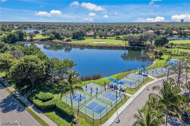 3141 Aviamar CIR 103, Naples, FL 34114