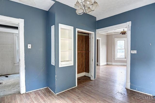 1713 Columbia Avenue, Middletown, OH 45042