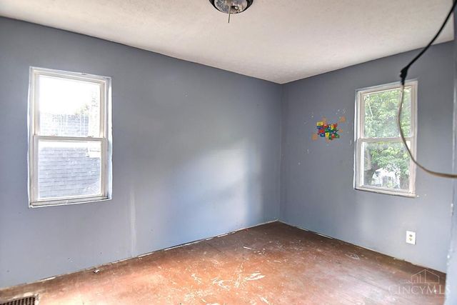 1713 Columbia Avenue, Middletown, OH 45042