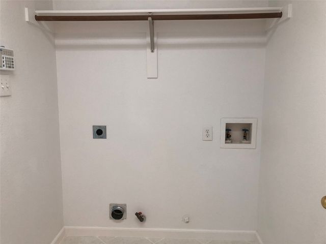 1532 Ector Drive, Carrollton, TX 75010