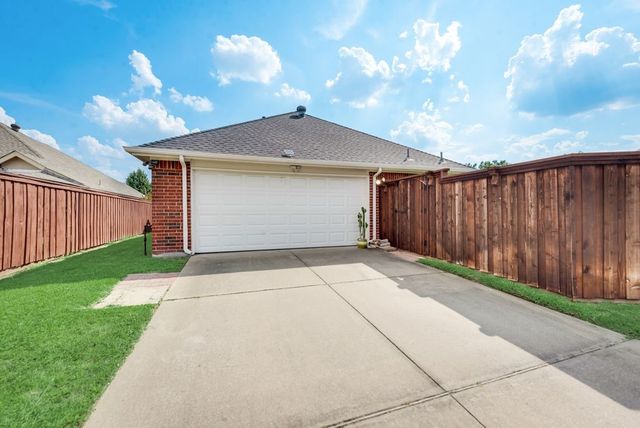1532 Ector Drive, Carrollton, TX 75010