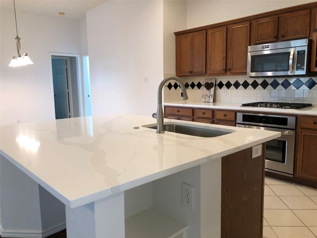 1532 Ector Drive, Carrollton, TX 75010