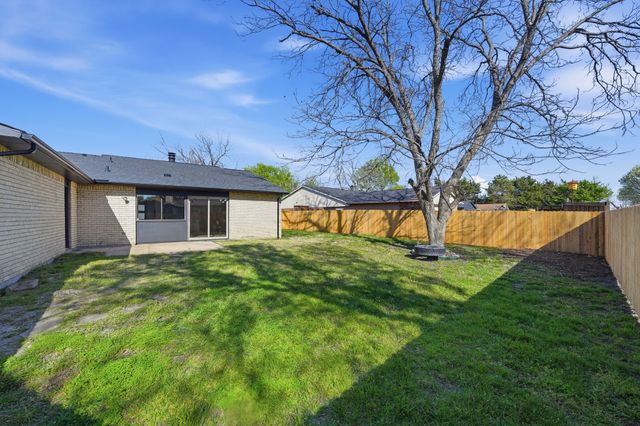 1817 Vine Drive, Garland, TX 75040