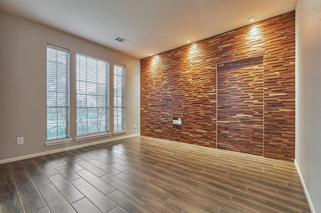 1618 Calmar Drive, Spring, TX 77386