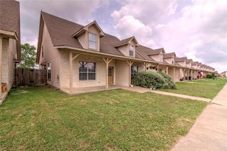 126 Sandstone DR D, Jarrell, TX 76537