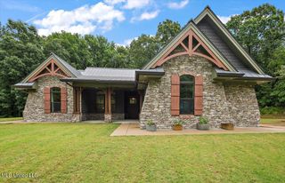 4676 W Star Landing Road, Nesbit, MS 38651