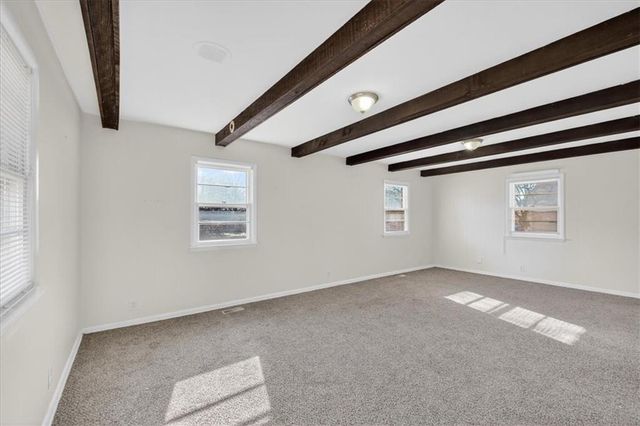 3721 S Pleasant Street, Independence, MO 64055