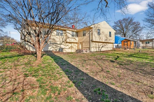 3721 S Pleasant Street, Independence, MO 64055