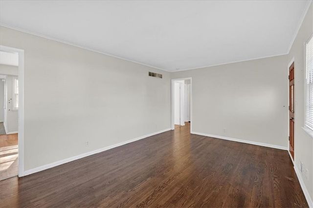 3721 S Pleasant Street, Independence, MO 64055