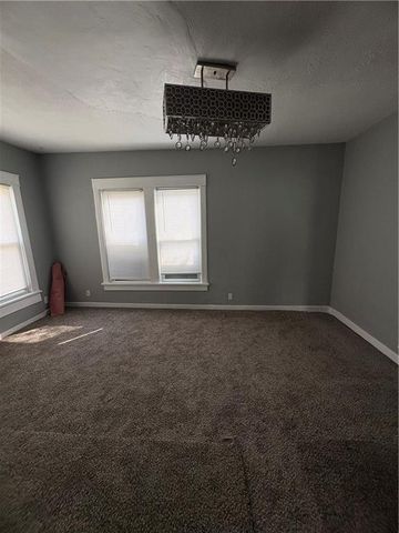 452 Donnelly Avenue, Kansas City, MO 64125