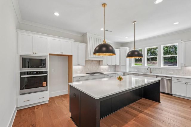 4510 Greyson Manor Drive, Cumming, GA 30041