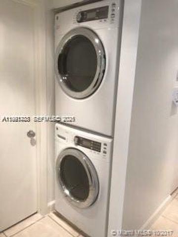 850 NE 209th Ter 204-35, Miami, FL 33179