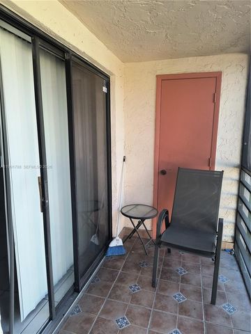 850 NE 209th Ter 204-35, Miami, FL 33179