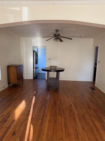 216 KELLOGG Avenue, Lake Arthur, LA 70549