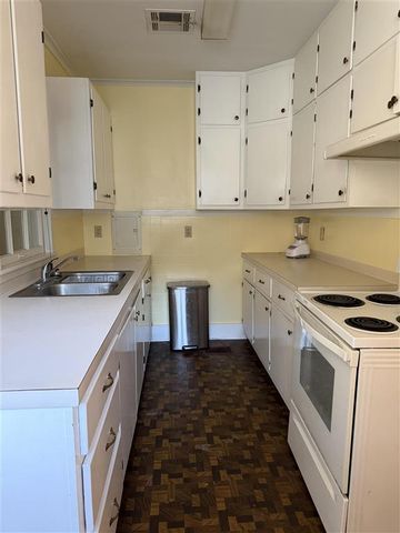 216 KELLOGG Avenue, Lake Arthur, LA 70549