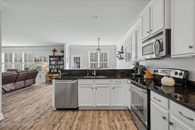 402 Lady Bug Lane, Wilmington, NC 28411
